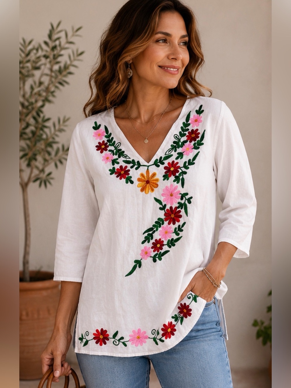 Boho White Floral Embroidered Cotton Tunic Top Women’s 3/4 Sleeve V-Neck Medium